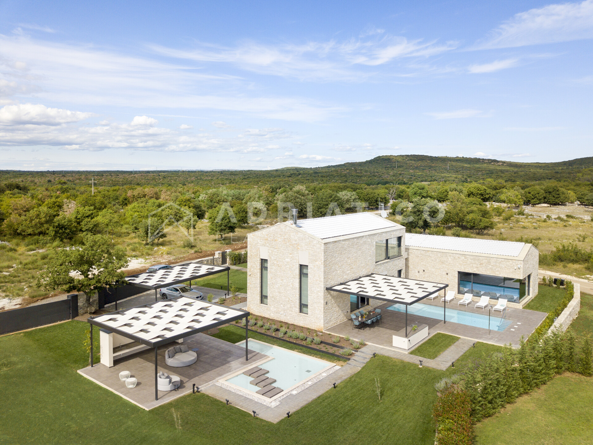 Kuća u Bale, 436m², 4 sobe