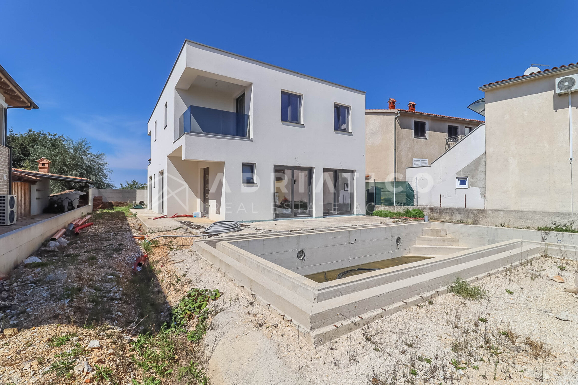 Kuća u Kanfanar, 200m², 4 sobe