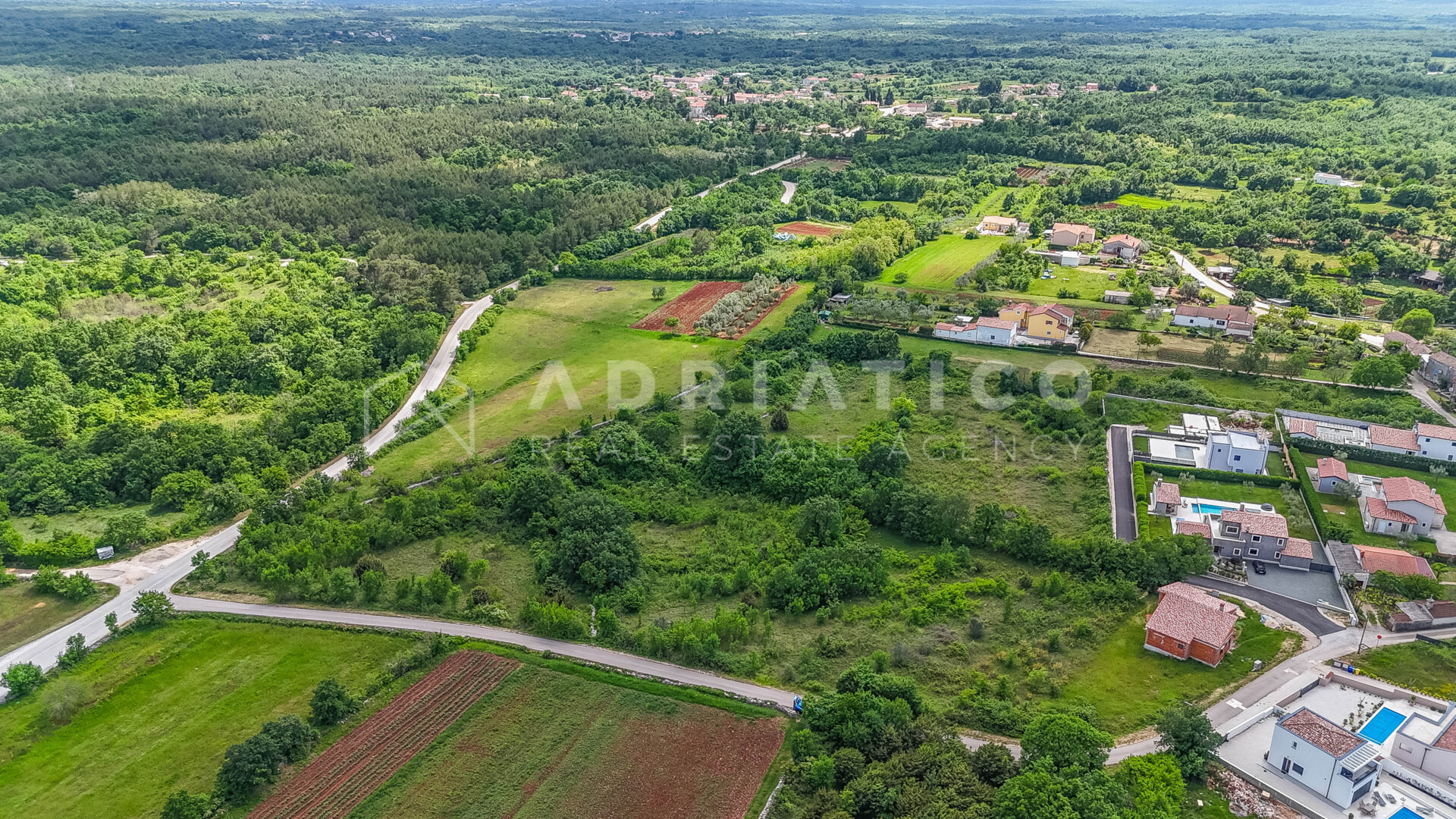 Zemljište u Marčana, 640m²