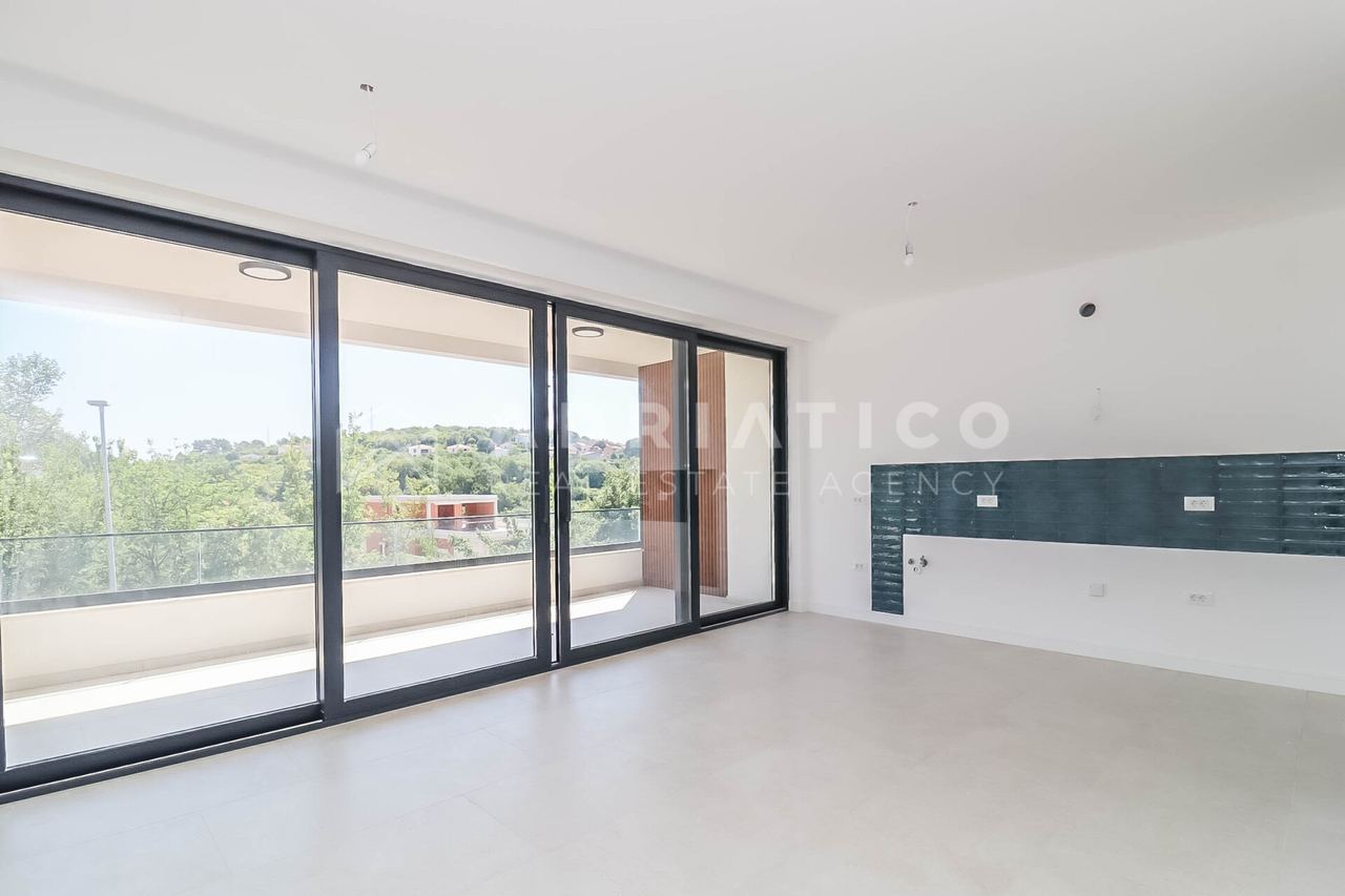Istra, Rovinj, Šorići – moderno 2-sobno stanovanje s teraso, 74 m² — slika 1