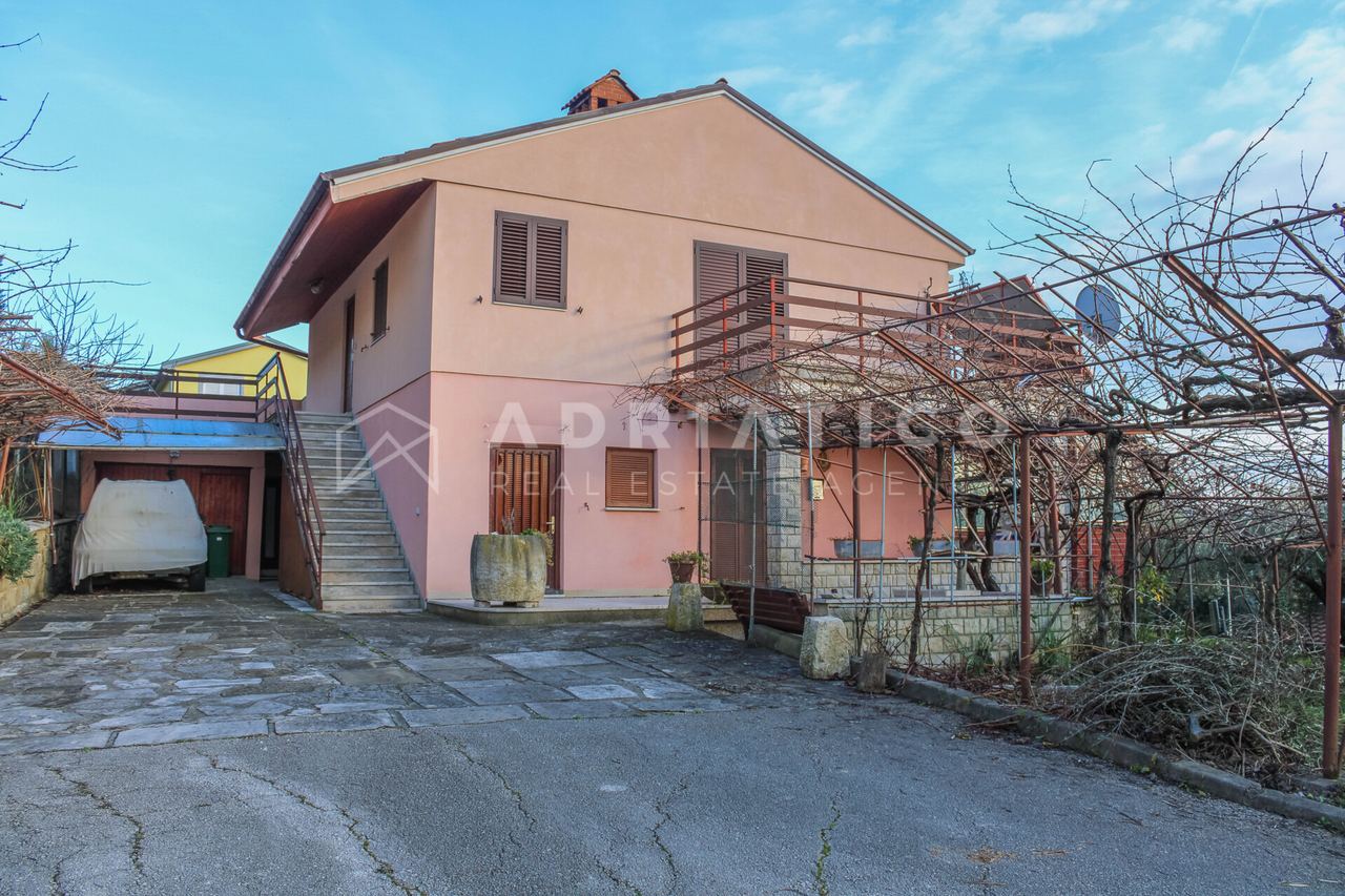 Buje, Istra - Kuća s otvorenim pogledom na more — slika 1