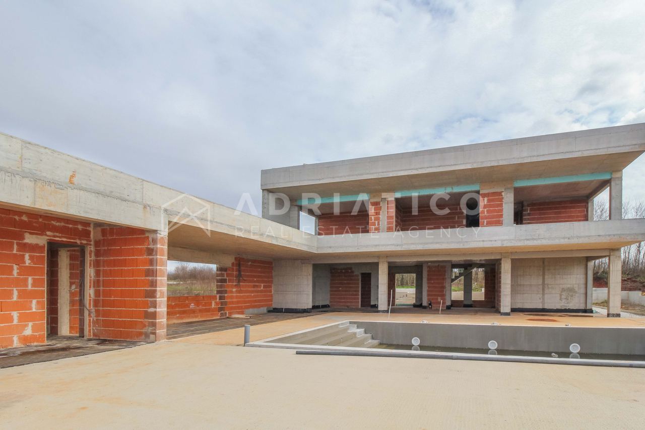 Kuća u Poreč, 300m², 5 soba