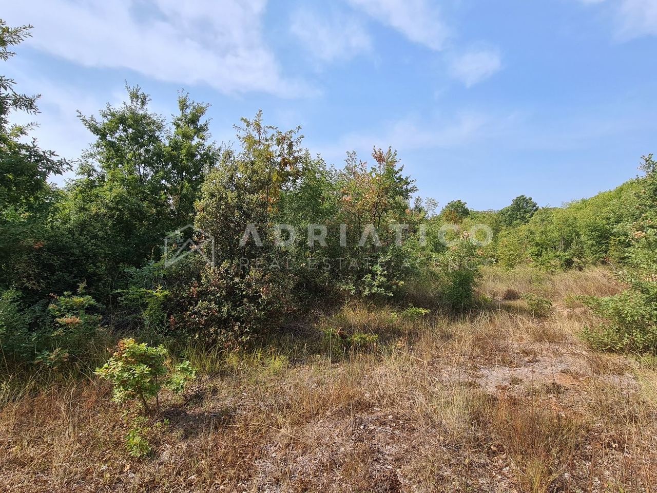 Zemljište u Rovinju, 4128m²