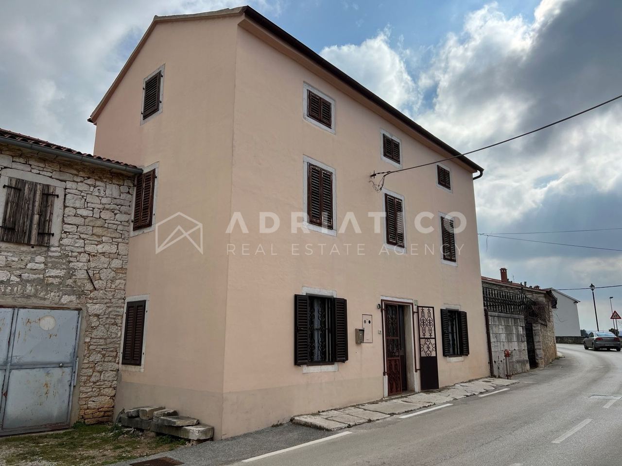 Kuća u Sveti Lovreč, 124m², 4 sobe