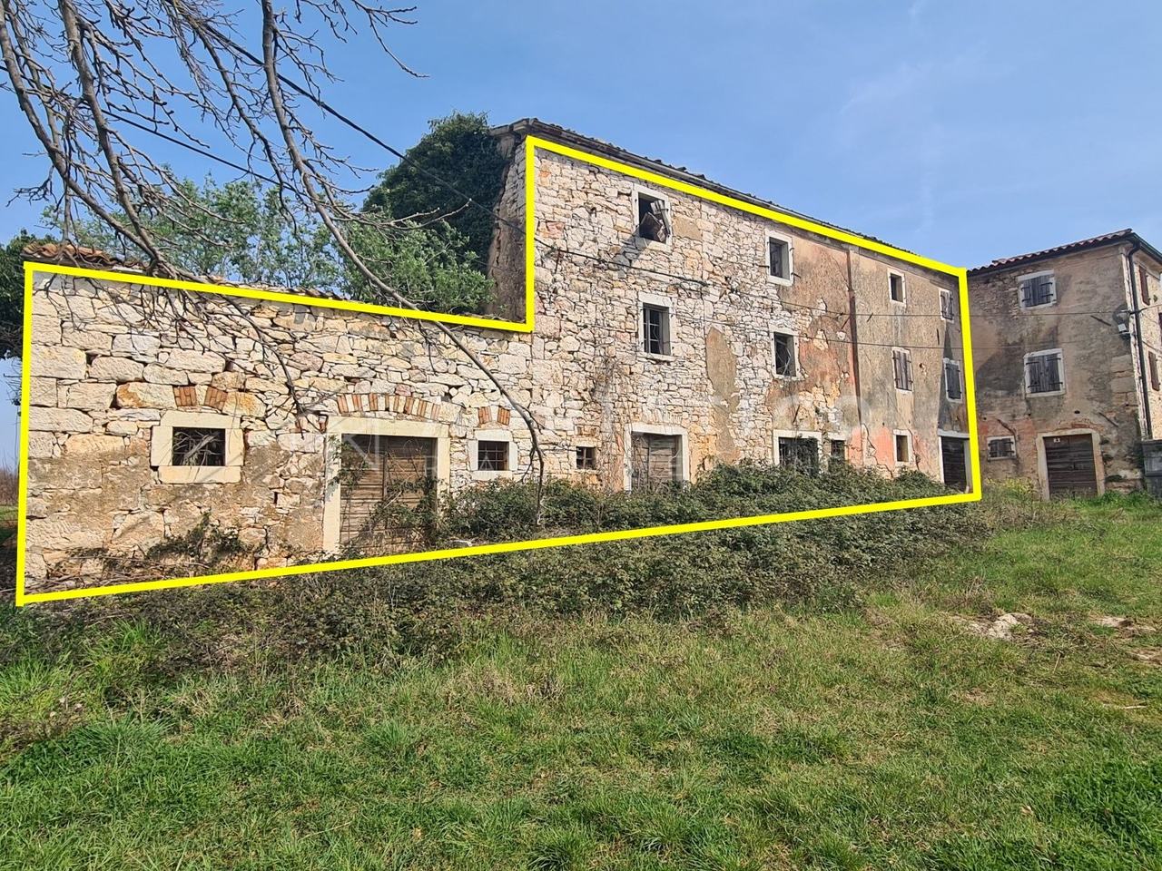 Kuća u Vižinada, 288m²