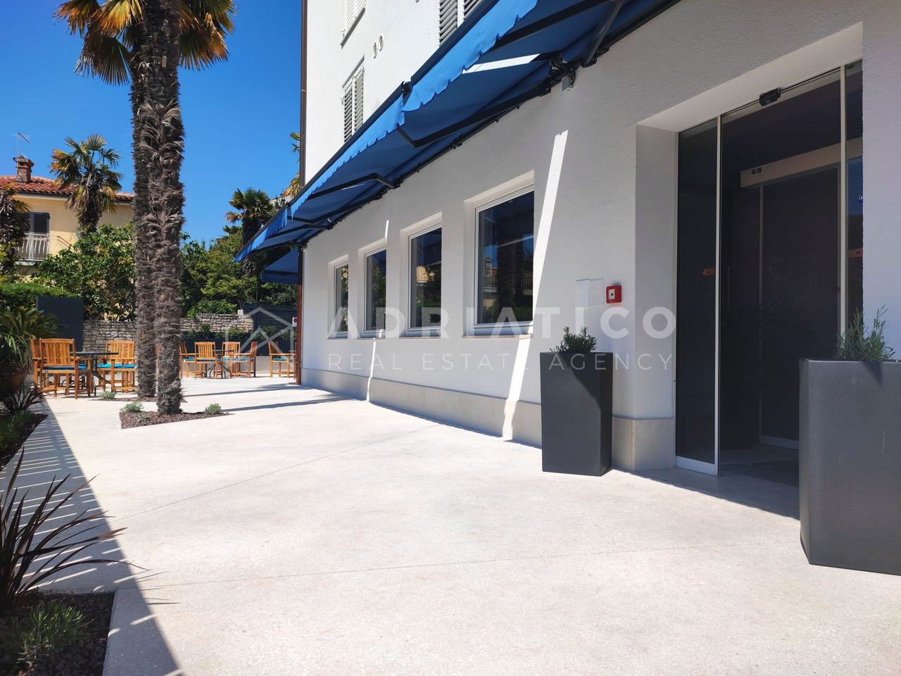 Poslovni Prostor u Rovinju, 649m²